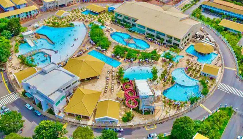 Apartamento L'acqua Diroma - Oficial - Piscinas 24 Caldas Novas